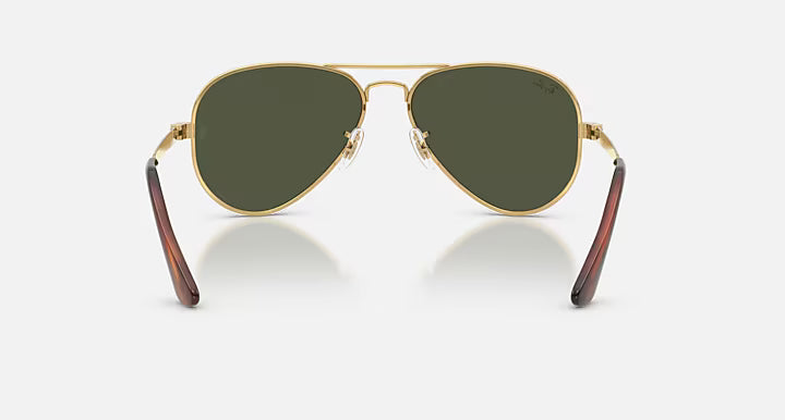 Gafas de sol 3026 KOVA - doradas - aviador - detalle del diseño