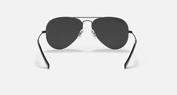 Gafas de sol 3026 KOVA - negras - aviador - detalle del diseño