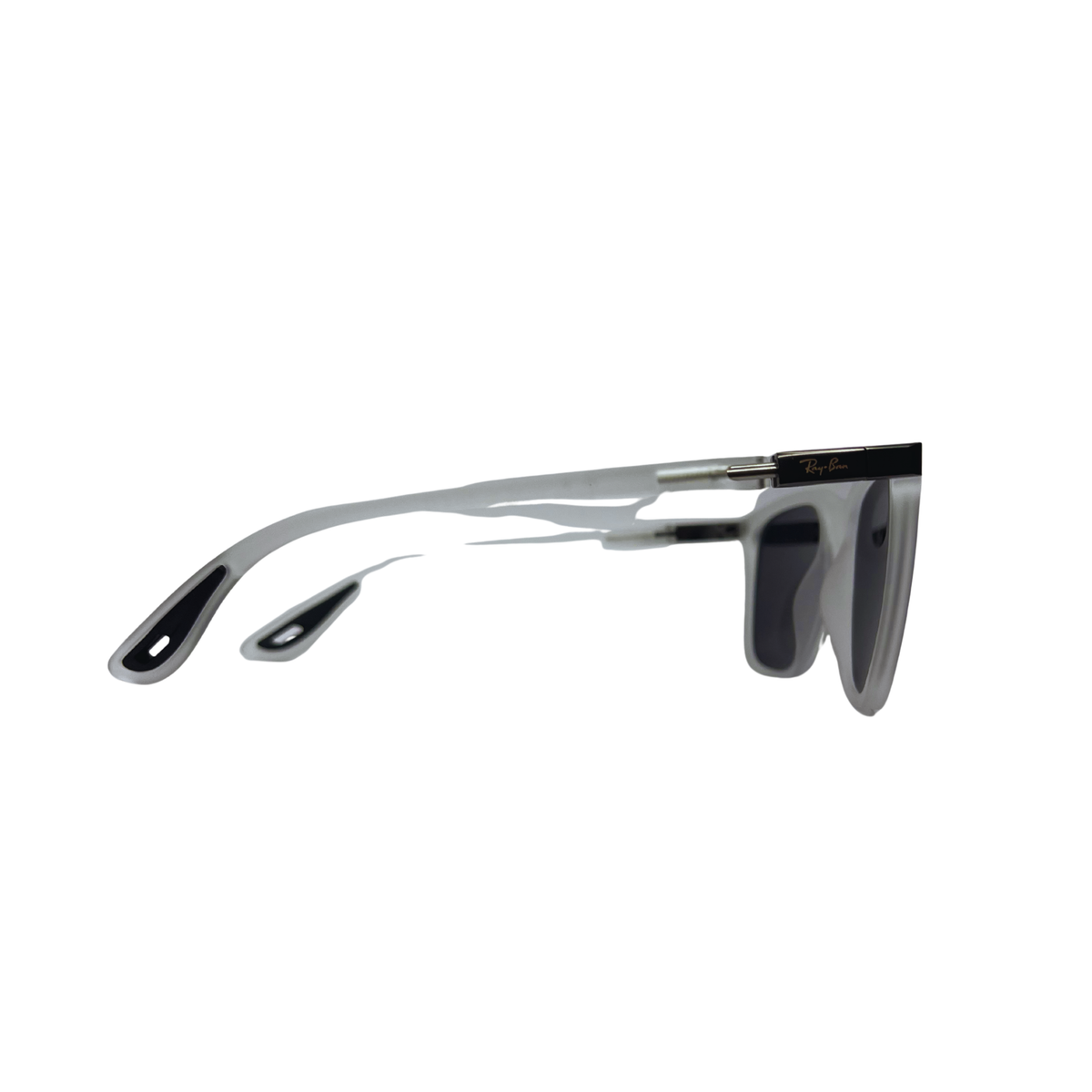 Gafas de sol 8368 KOVA - blancas - cuadradas - detalle del diseño